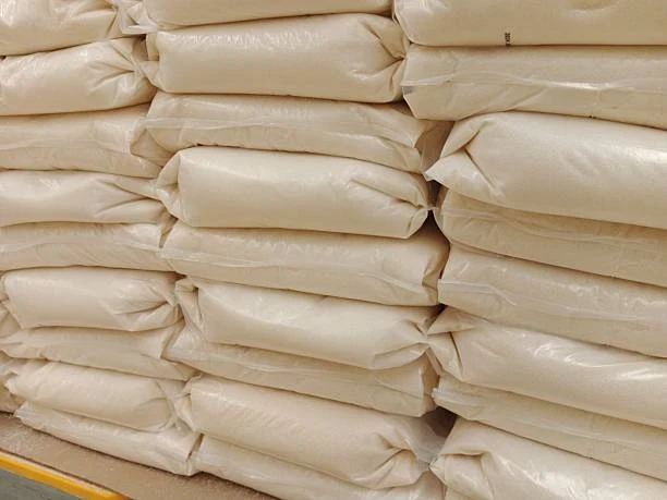 Pacote de farinha de trigo 5kg